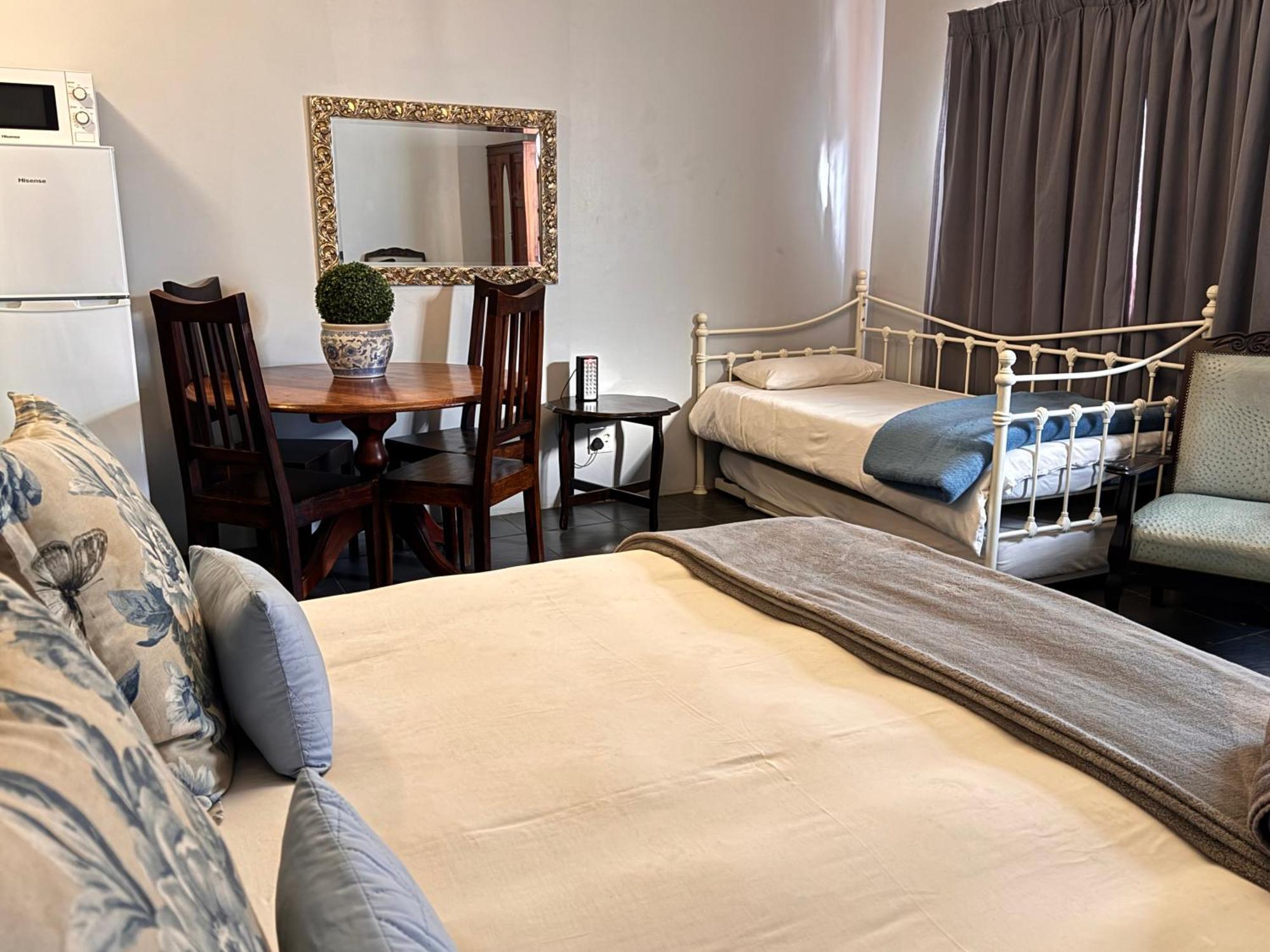 The Palms Venue & Accommodation Cradock Kültér fotó