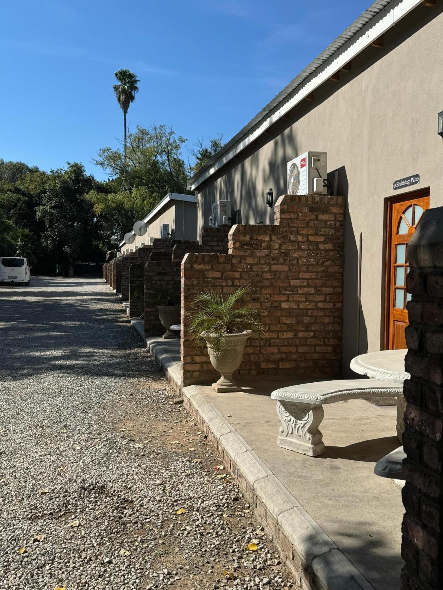 The Palms Venue & Accommodation Cradock Kültér fotó
